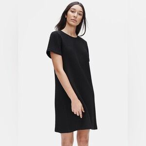 Eileen Fisher black tensely & organic cotton honeycomb shift dress size M